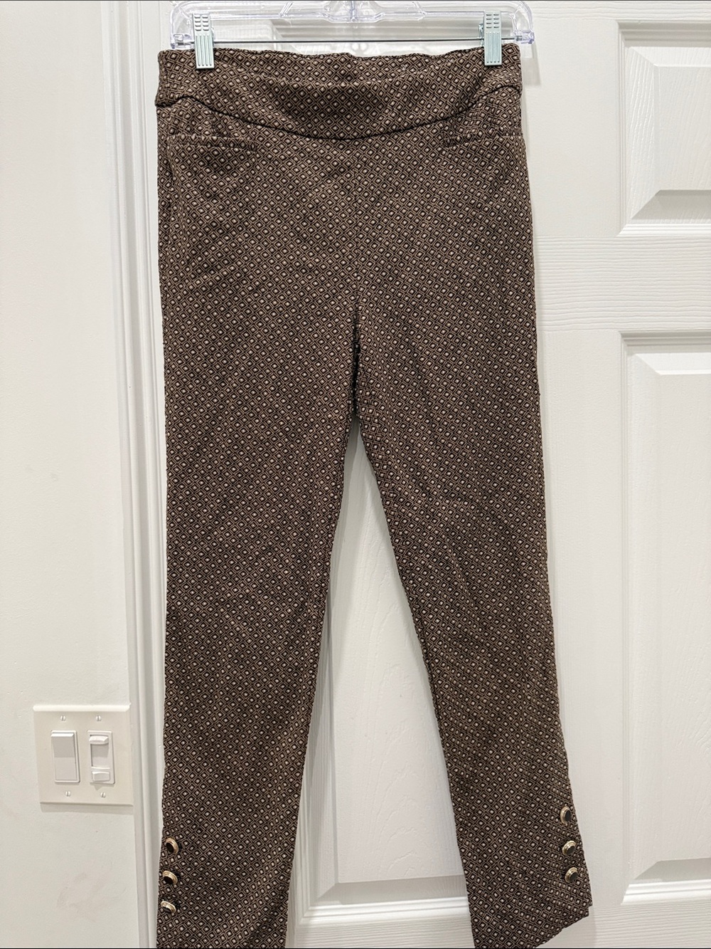 Chico's Brown and Cream Geometric Knit Pants